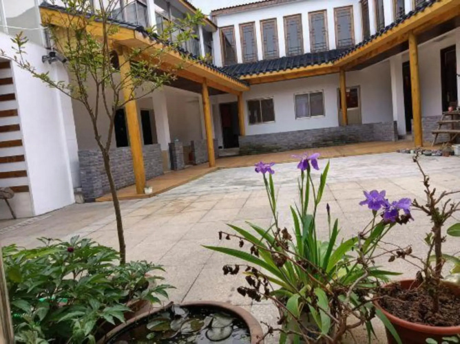 Tianjing Xiaoyuan Hostel