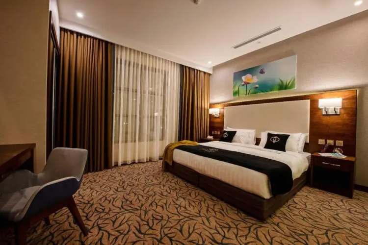 Dancenter Emerald Near Jeddah Corniche