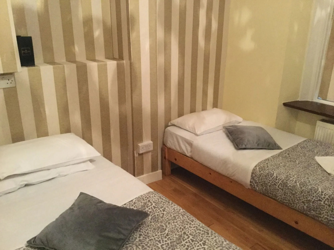 London Hotel