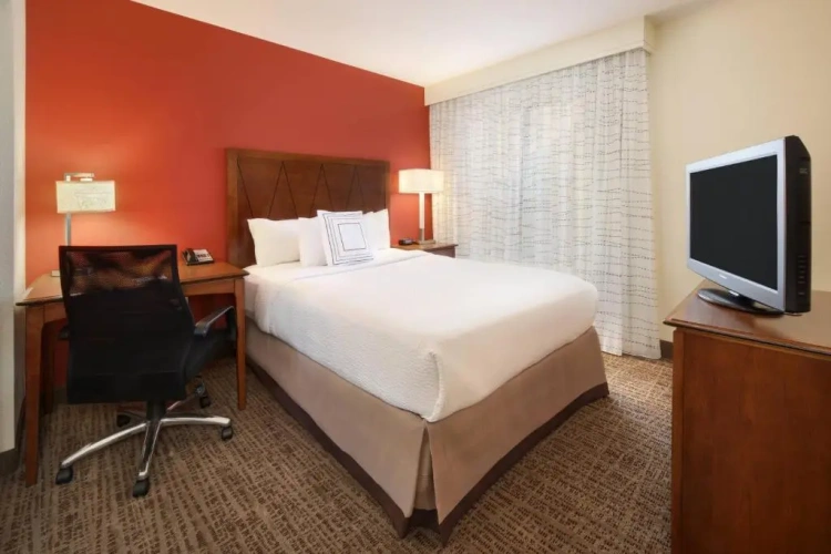 2 Bedrooms Suite