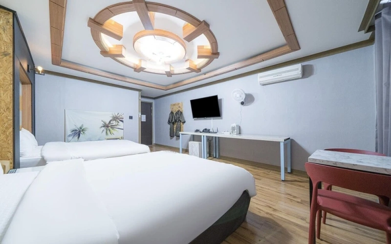 Guest rooms