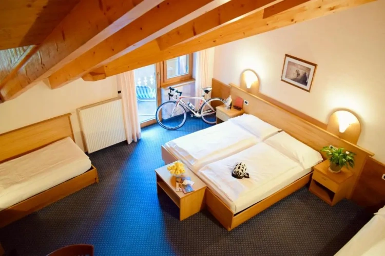 Standard Quadruple room with balcony