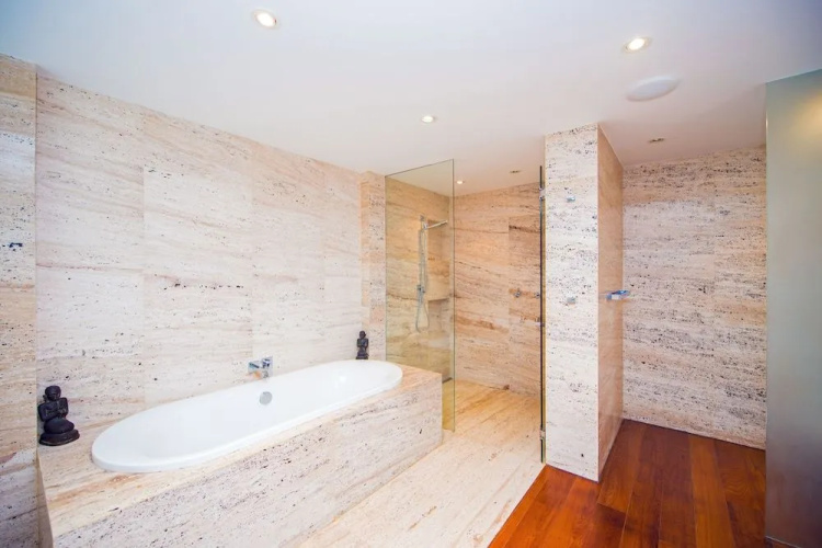 Charming Beachfront Villa on Bangtao