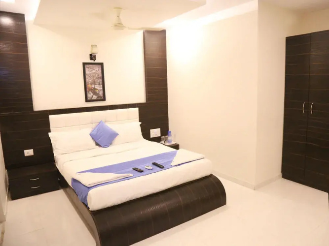 Alfa Grand by FabHotels