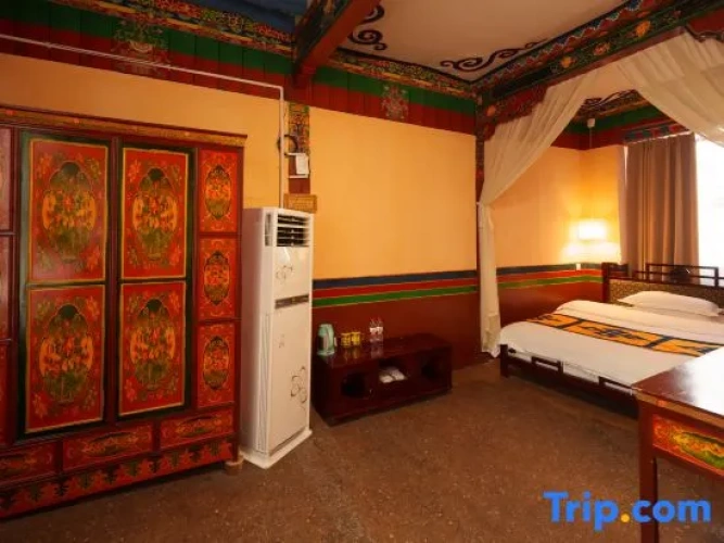 Standard Double room with courtyard view