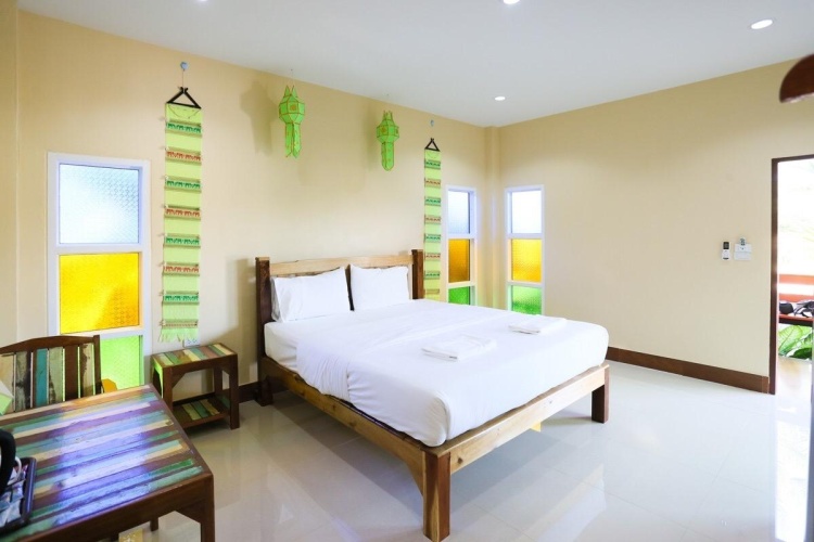 Standard Double room with pool view