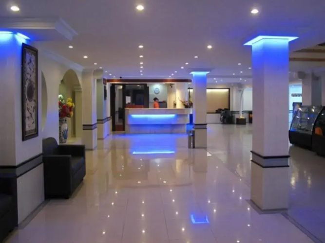 Gaja Hotel