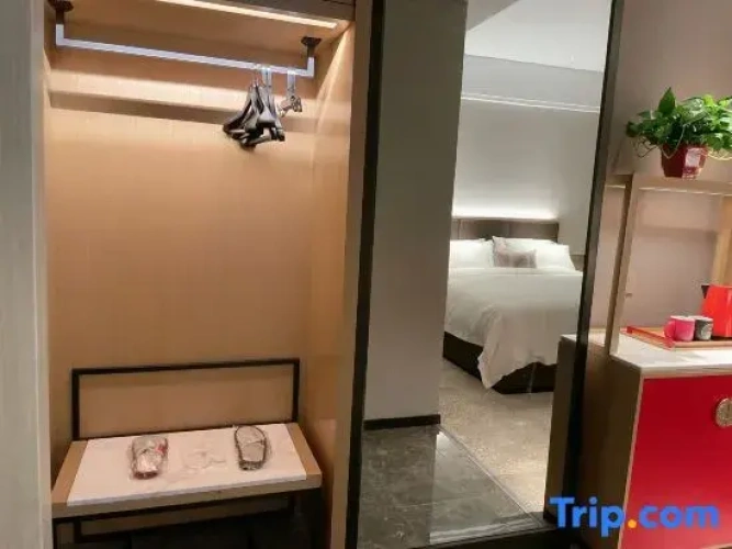 Standard Double room with garden view