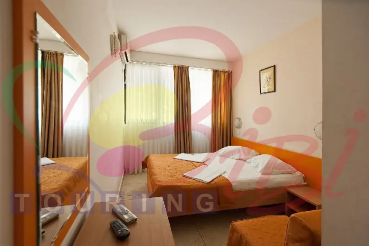 Hotel Lotus