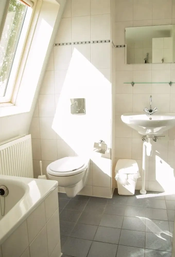3 Bedrooms Bungalow
