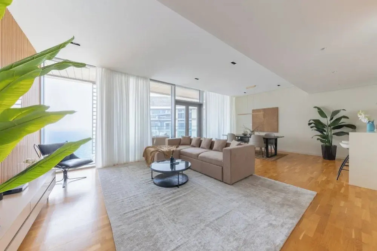 Sea View 2BR Bluewaters