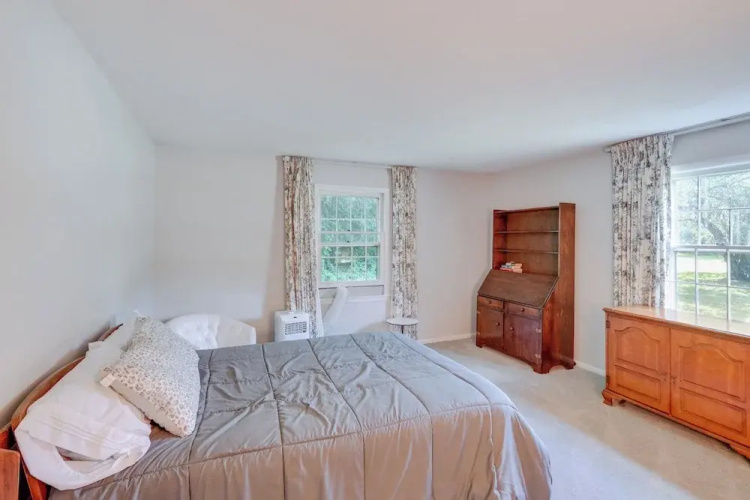 Water-view Home in the Berkshires
