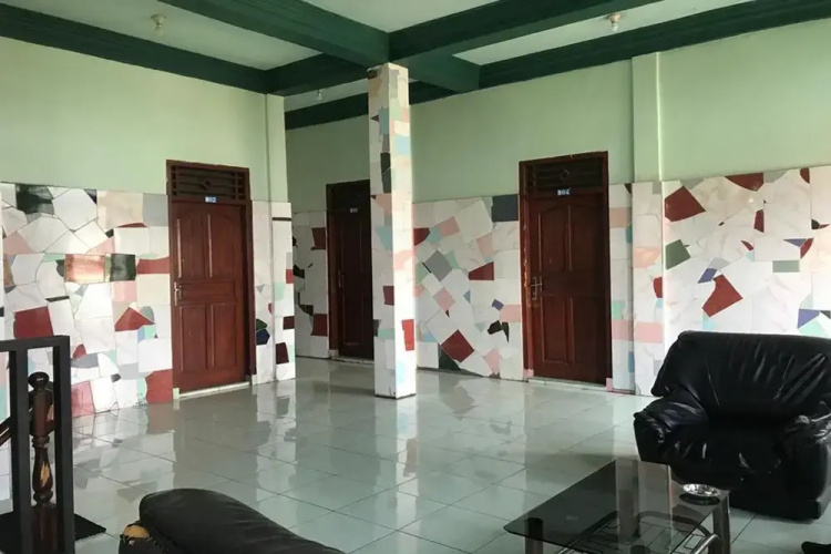OYO 1918 Hotel Sera Indah
