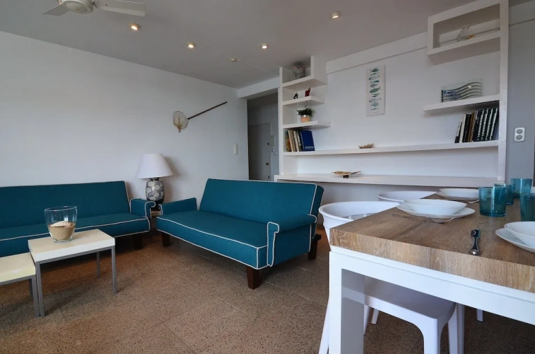 3 Bedrooms Apartment