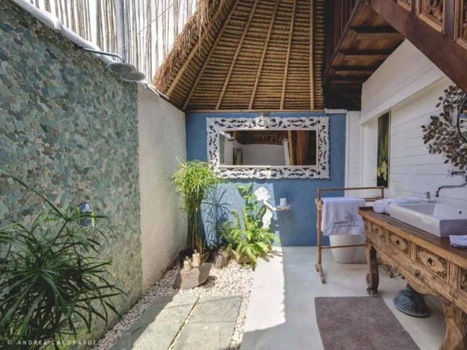 1 Bedroom Cottage with pool view