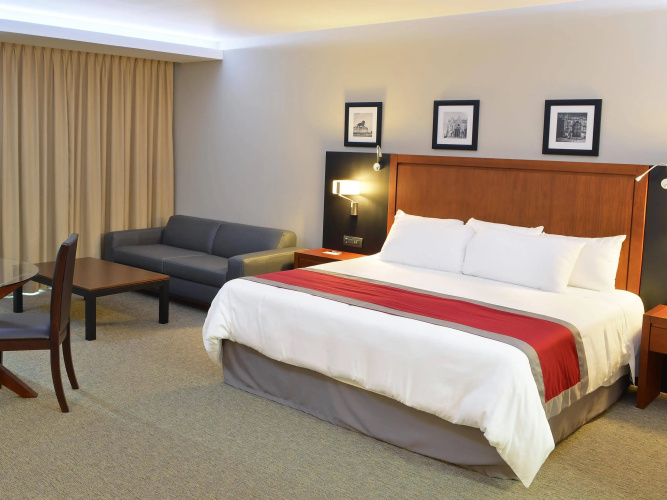 Sheraton Leon