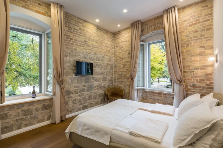 Rooms & Apartments Matkovic