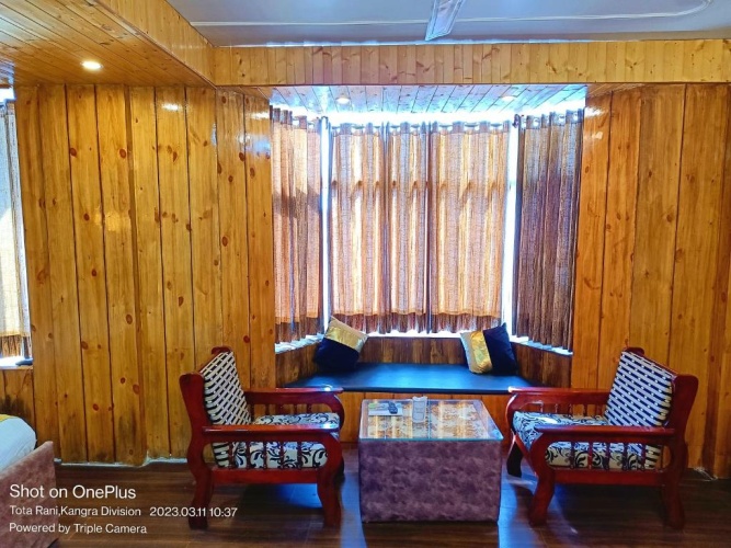 Deluxe Family room