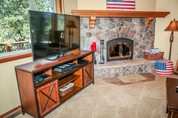 Edgehill Escape - 3 Br home by RedAwning