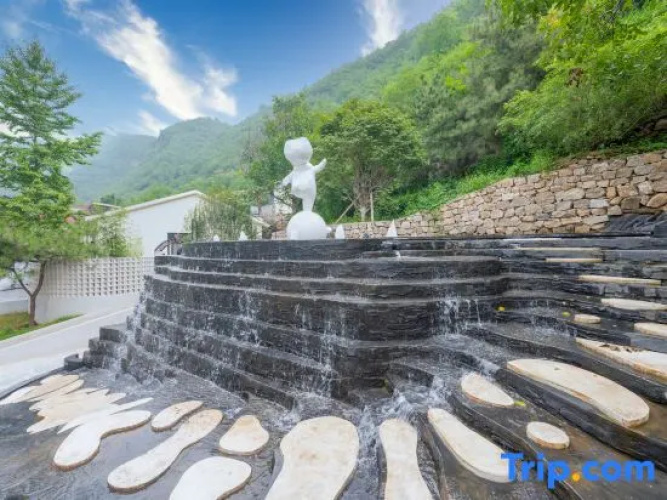 Yanxi Vacation Apartment