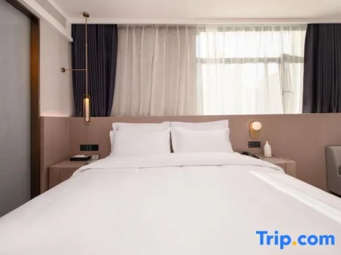 Standard Double Suite with street view