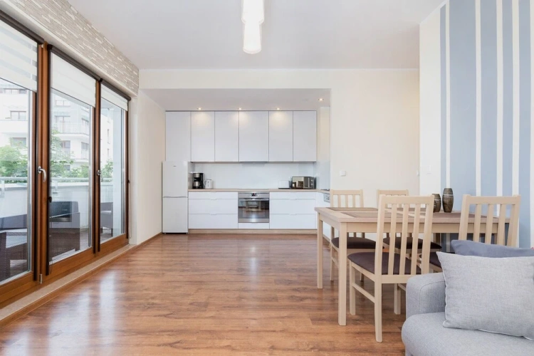 1 Bedroom Apartment with balcony