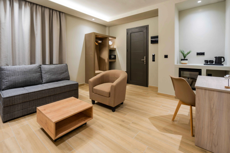 Nicolas Grand Suites - Adults Only