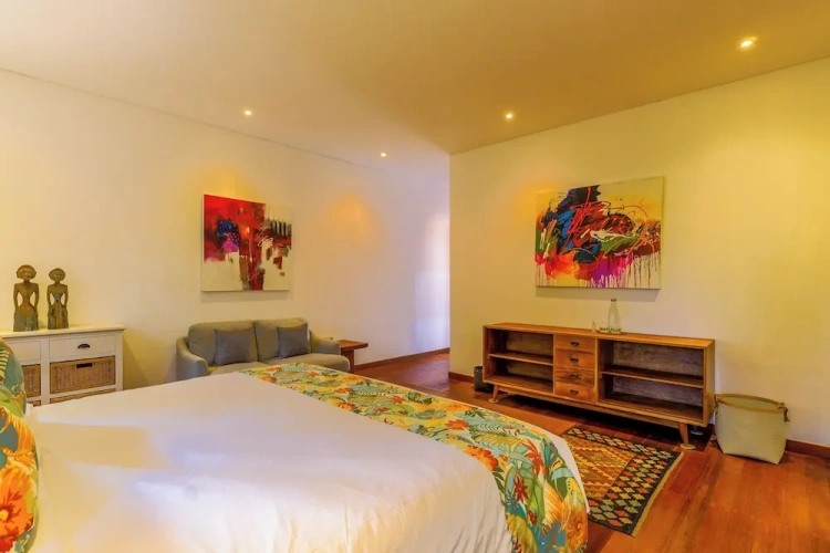 5 Bedrooms Villa with sea view