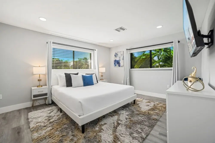 Spacious 6BR Beach Getaway w/ Heated Pool