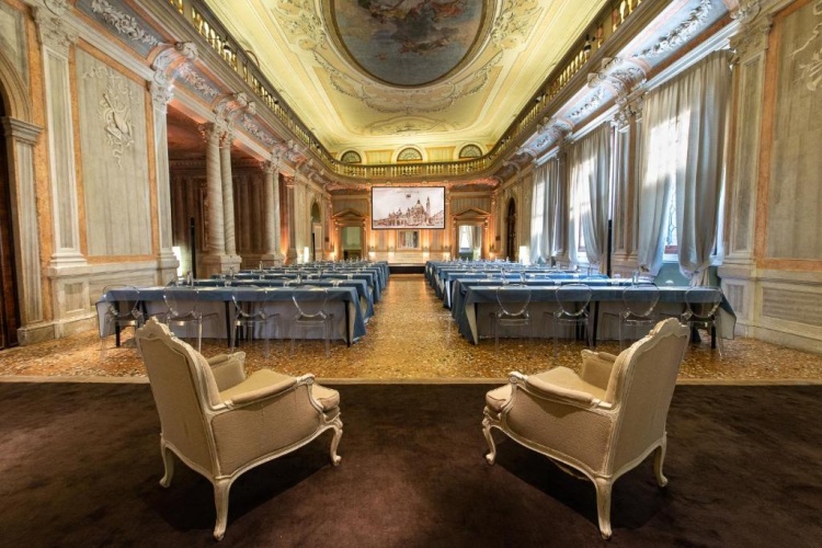 Hotel Monaco & Grand Canal photo 26