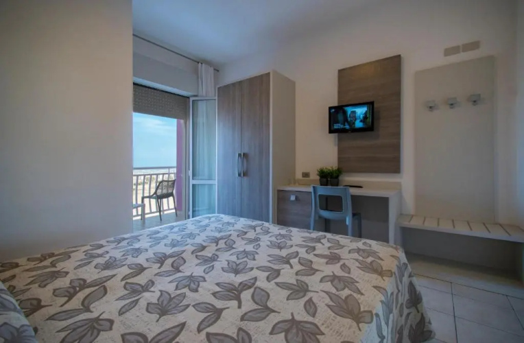 Lux Hotel