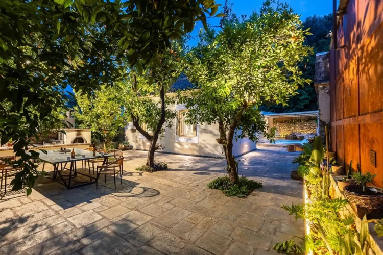 The Secret Garden - Courtyard Private Pool Villa
