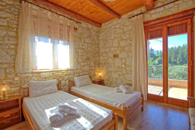 Villa Vrisses by MediterraneanVillas