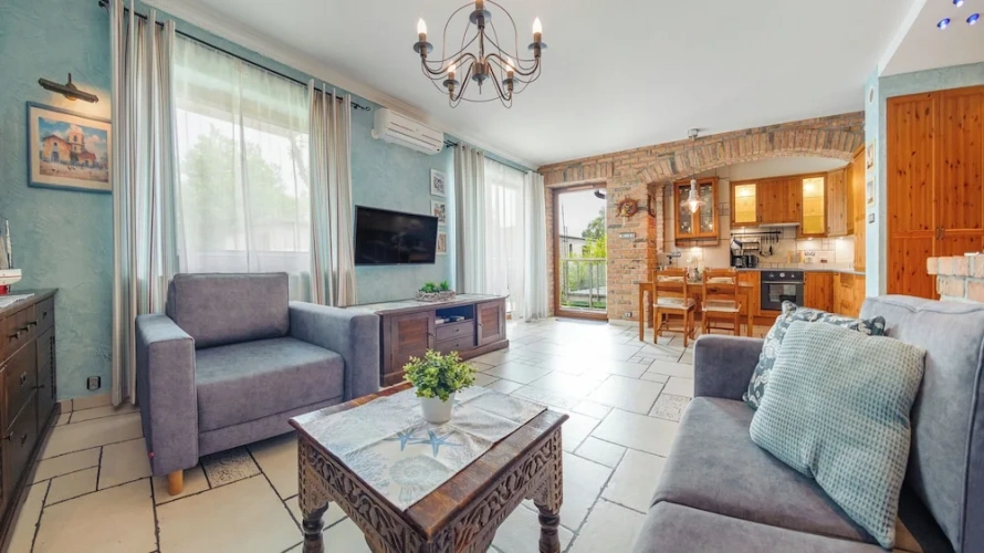 Apartment with balcony