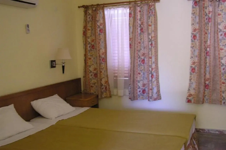 Begonville Hotel