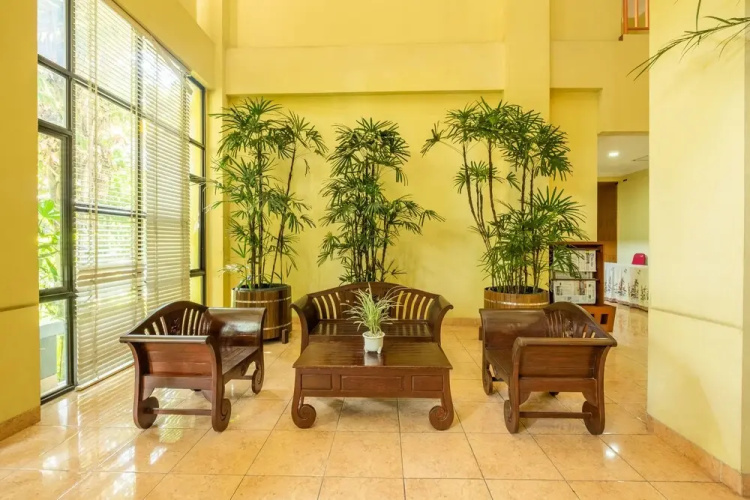 Isola Resort Hotel