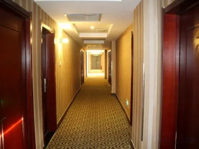 9 Days Business Hotel