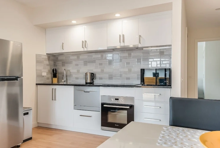 1 Bedroom Apartment with balcony