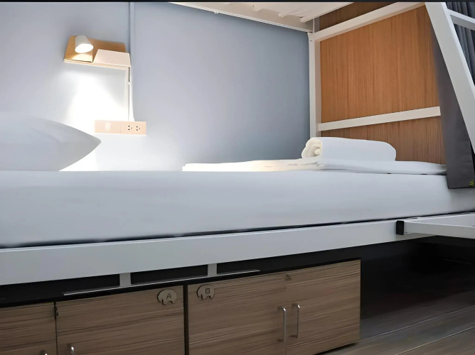 Ease Hostel