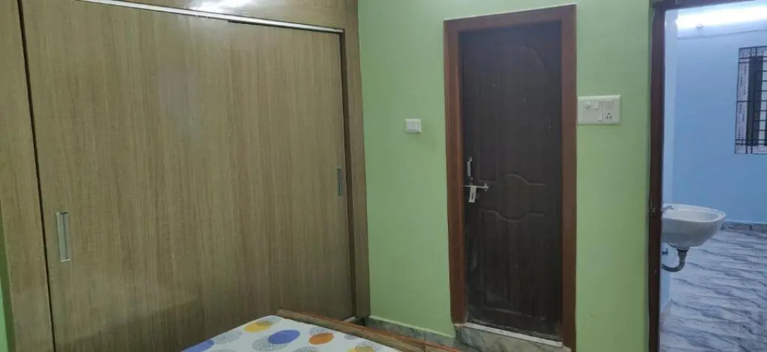 1 BHK Condo