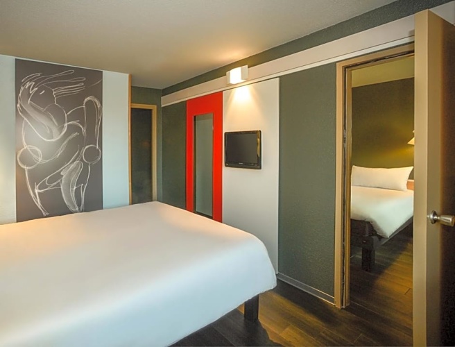 Standard Double room with view