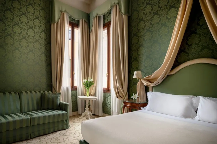 Premium room