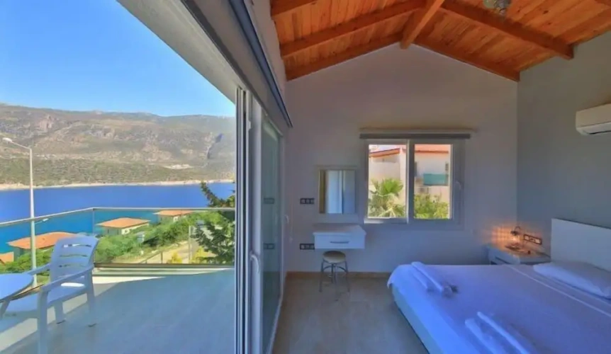 3 Bedrooms Villa
