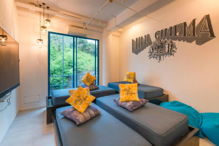 Hop Hostel