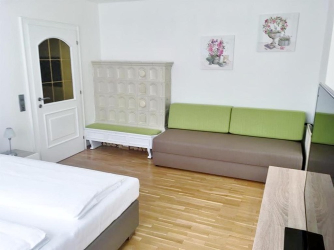Deluxe Apartment