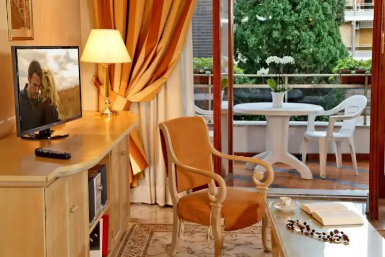 Aurelia Residence San Pietro