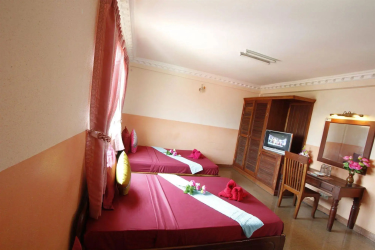 Adan World Hostel