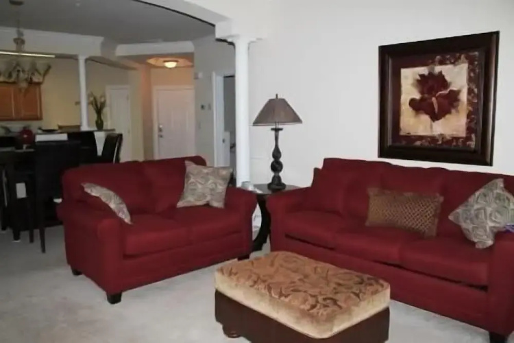 1012 Edgewater