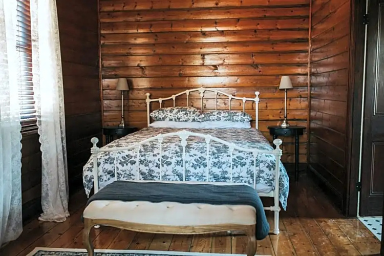 Dubuque Bed and Breakfast