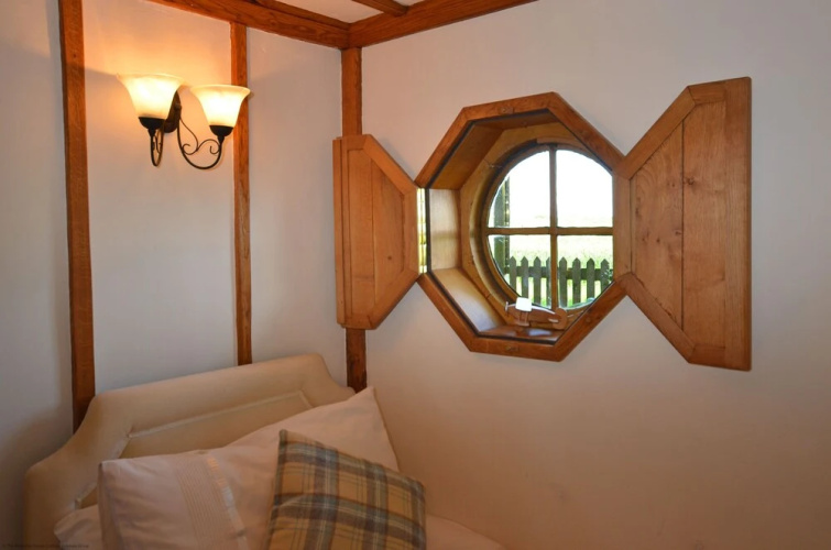 Milestone Lodge